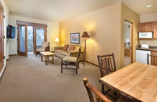 Taos Resort | Beautiful resort in the heart of it all!