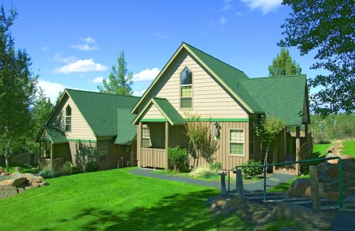Klamath Falls Resort | Beautiful resort in the heart of it all !