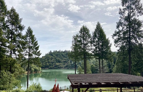 Cedar Ridge Cabin | Beautiful Rollins Lake Inn - 2bd/1bth Cabin #4