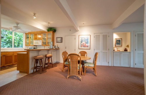 Hanalei House | Beautiful Romantic Hanalei Honeymoon Vacation Rental Steps/Beach TVNC 1280