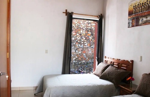 Taxco Apartment | Beautiful room TURQUEZA with balcony TAXCOMAGICO