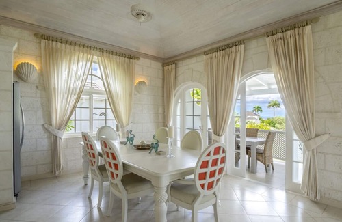 Westmoreland House | Beautiful - Royal Villa 22