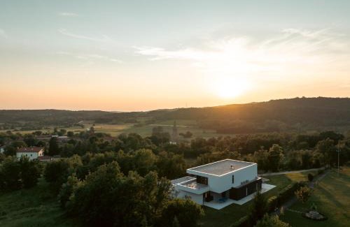 Sterna Villa | Beautiful She Luxury Villa with view in Groznjan