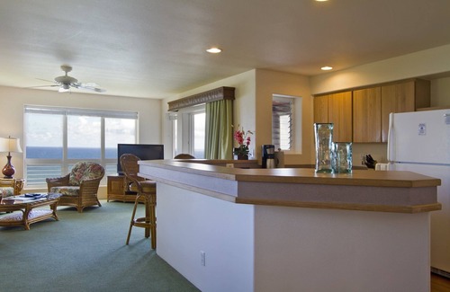 Princeville Villa | Beautiful Shearwater Villa - 2Bed/2Bath