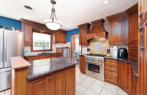 Brick House | Beautiful Shore Retreat with Pool