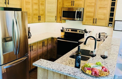 East Kootenay House | Beautiful Ski In/Out Riverside Retreat at the Base of Panorama ♥️♥️