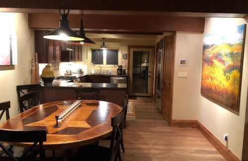 Snowmass Village House | Beautiful Snowmass Village Family Home, Stunning Mountain Views Sleeps 8