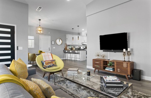 Desert Hot Springs House | Beautiful Spacious Home with Salt Water Pool & Hot tub near Palm Springs in DHS