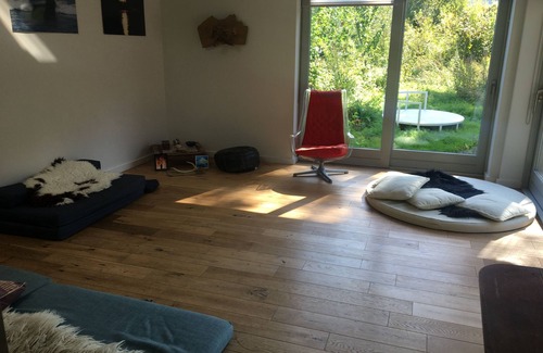 Totnes House | Beautiful spacious Eco Home in centre of Totnes, open plan living, large garden