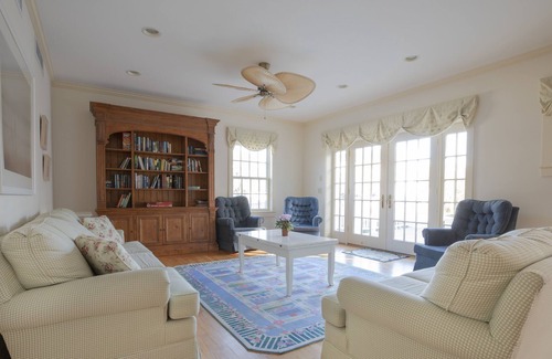 Edgartown House | Beautiful, spacious house walking distance from quaint Edgartown.