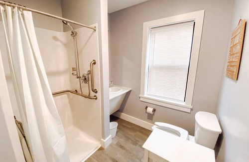 Bar Harbor Apartment | Beautiful, spacious one bedroom suites in downtown Bar Harbor, Maine.