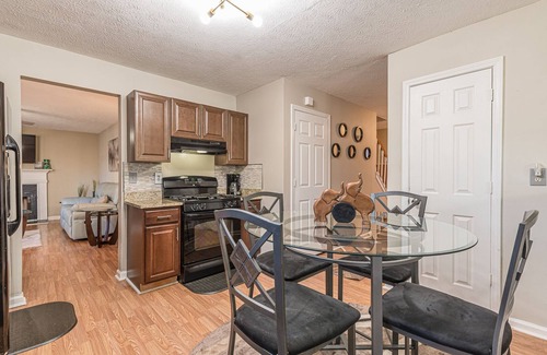 Belmont House | Beautiful spacious updated home with 2 Family Rooms!