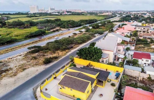 San Miguel Villa | Beautiful & spacious villa with private pool, just 3 minutes from Eagle Beach