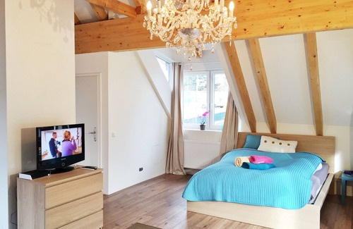 Itzling Apartment | Beautiful studio in Salzburg City, garden on the groundfloor