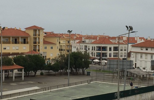 Praia de Santa Cruz Apartment | Beautiful Sunny Apartment at Santa Cruz Beach