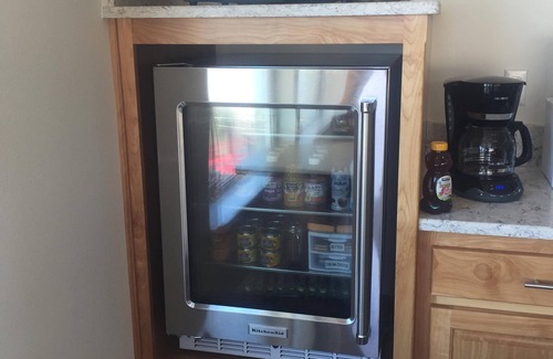 Sequim Bed & Breakfast | Beautiful Sunset Room 1 on the Beach