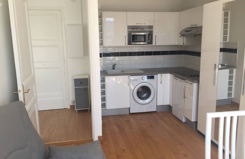 Jean-Medecin Apartment | Beautiful T2 downtown sea view - Nice Quiet, Clim, Sun and Sea