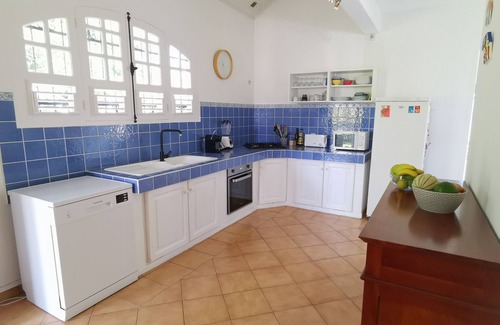 Le Robert Villa | Beautiful T4 villa on the edge of a natural park with magnificent sea view