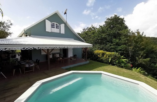 Le Robert Villa | Beautiful T4 villa on the edge of a natural park with magnificent sea view