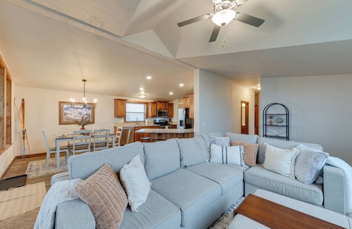 Leigh Creek Estates Cottage | Beautiful Tetonia Escape w/Porch & Teton Views