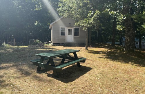 Lansdowne Cottage | Beautiful Thousand Islands Home