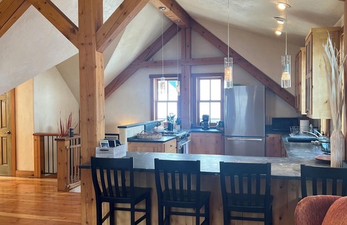 Crested Butte House | Beautiful Timber Frame Home In Downtown. Great Location Just off Elk Ave!