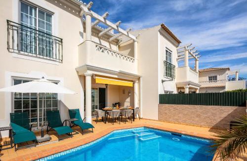 Ferragudo House | Beautiful townhouse in downtown Ferragudo