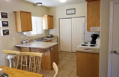 Kanab House | Beautiful townhouse near Zion, Bryce & Grand Canyon (Kanab, UT)