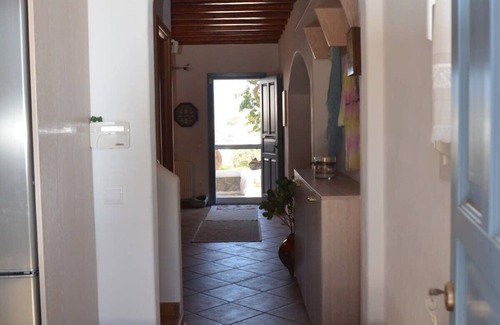 Ano Mera Apartment | Beautiful Traditional Apt in Ano Mera Mikonos