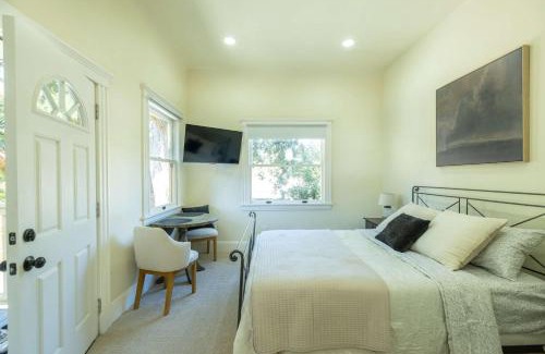 Martinez House | Beautiful Turn of the Century Home with Pet Friendly Yard