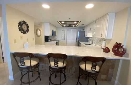 Daytona Beach Shores Condo | Beautiful Ocean front Daytona Beach Condo with amazing view of sun rise and set.