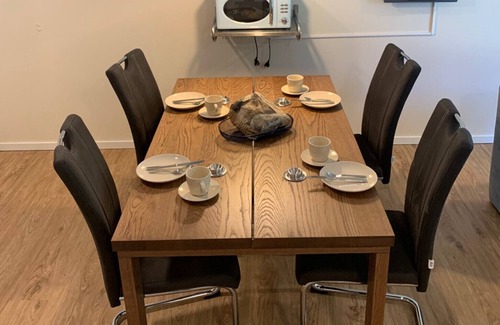 Fedderwardersiel Apartment | Beautiful vacation apartment with its own sauna and walk-in shower