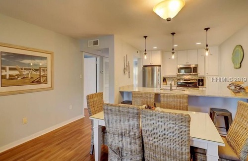 Palmetto Dunes Villa | Beautiful Villa steps from the beach, golfing, restaurants, and much more!