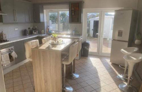 Mountain Ash House | Beautiful Views Welsh Retreat 2bedroom