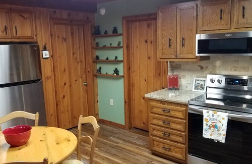 Bryson City House | Beautiful Views! Your Outdoor Paradise awaits. Mountain Cabin with great sunsets