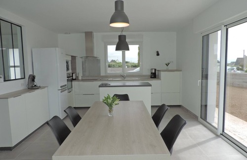 Penmarch Villa | Beautiful villa entirely renovated, on closed garden
