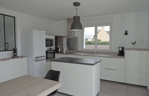 Penmarch Villa | Beautiful villa entirely renovated, on closed garden