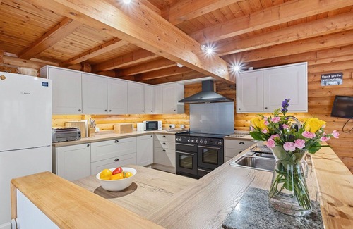 Torlundy House | Beautiful villa for 10 guests with WIFI, pets allowed and parking