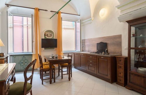 Riva Ligure House | Beautiful villa for 6 guests with WIFI, A/C, TV, terrace, pets allowed and parking