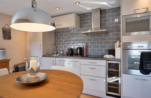 Buxton House | Beautiful villa for 2 people with WIFI
