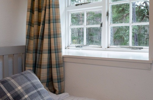 Alvie House | Beautiful villa for 4 guests with WIFI, TV, patio and pets allowed