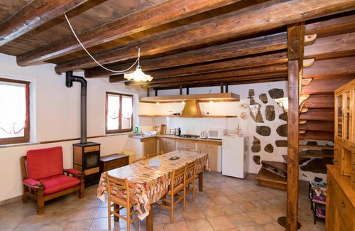 San Giovanni al Natisone House | Beautiful villa for 4 guests with A/C, WIFI, TV, patio and parking
