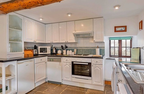 South Cheriton House | Beautiful villa for 4 people with WIFI, TV and pets allowed