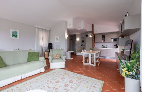 Barolo House | Beautiful villa for 4 people with WIFI, TV, terrace, panoramic view and parking