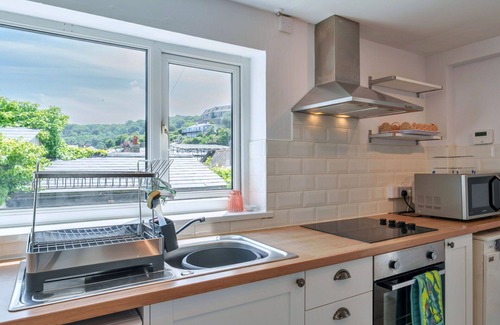 Kingsand House | Beautiful villa for 6 guests with WIFI, terrace and pets allowed