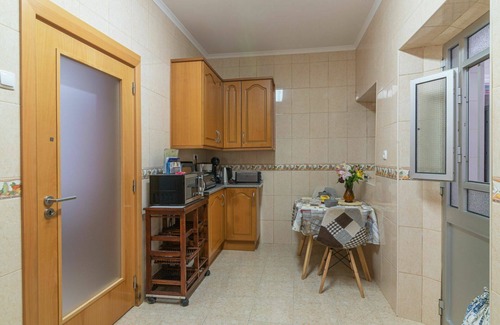 Olhao House | Beautiful villa for 6 guests with A/C, WIFI, TV, patio and parking