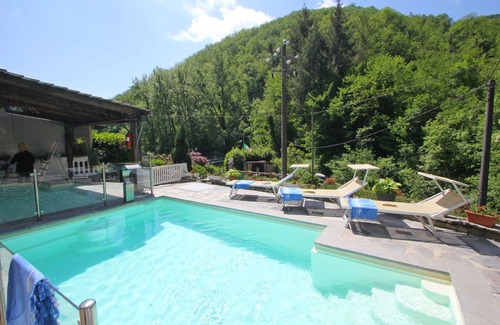 San Rocco in Turrite House | Beautiful villa for 6 people with WIFI, private pool, TV, pets allowed and parking
