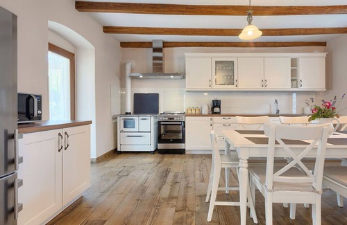 Municipality of Zminj House | Beautiful villa for 7 people with WIFI, A/C, private pool, TV, terrace and parking