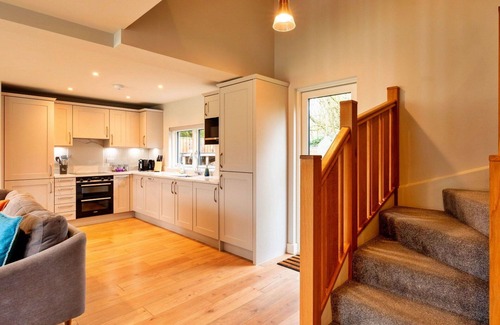 Dorsington House | Beautiful villa for 8 people with WIFI, TV and pets allowed