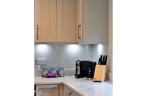 Dorsington House | Beautiful villa for 8 people with WIFI, TV and pets allowed